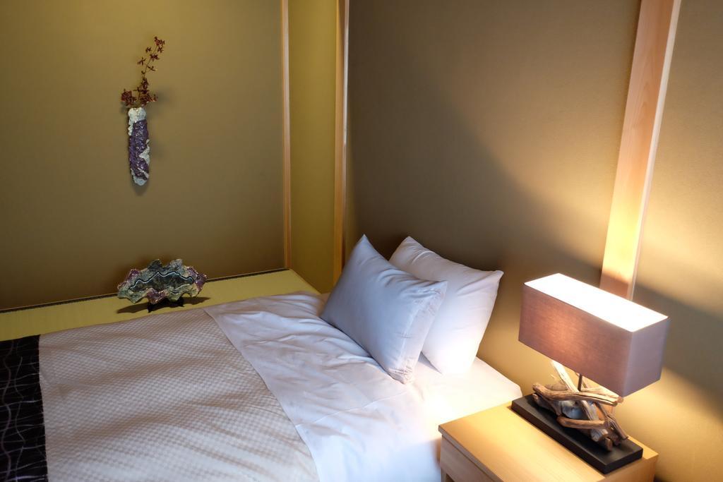 Miyagawacho Yoshii Hotel Киото Екстериор снимка